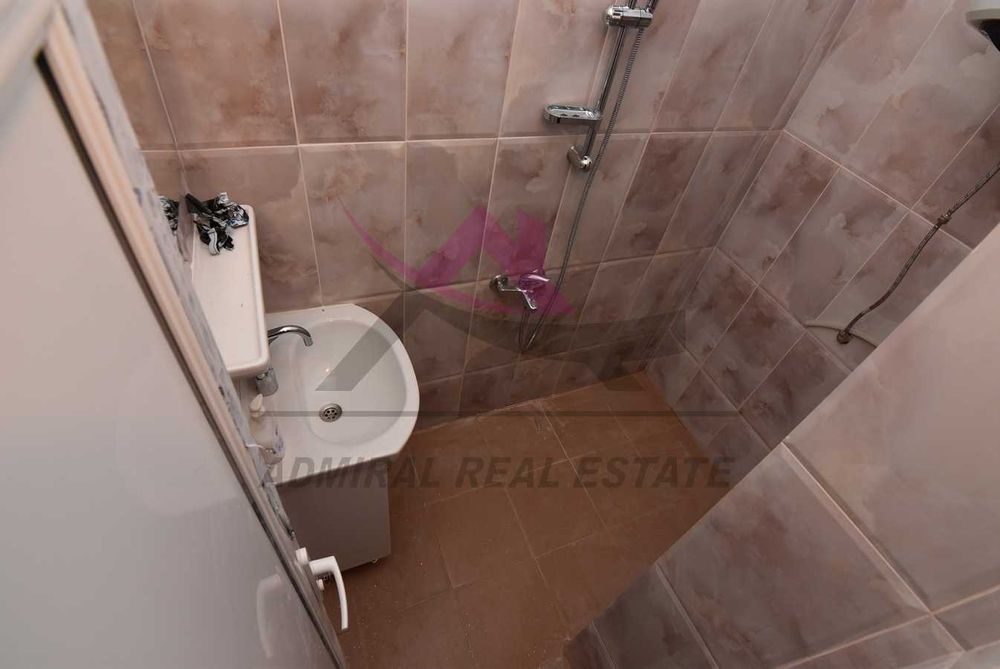 Продава се Тристаен апартамент в Варна, Цветен квартал - 85 кв.м за 1706 €/кв.м - Снимка #5