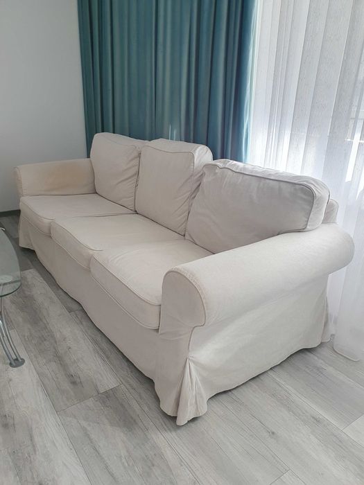 Canapea crem, 3 locuri