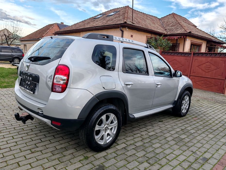 Dacia Duster 4×4 Facelift 170.000 Km An 2014-1.5 Diesel 110 Cai Euro 5