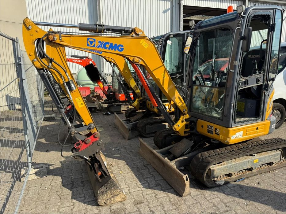 Miniexcavator xcmg 27 an 2023 !