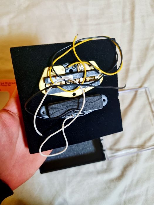 Doze Fender Squier - Citeste descrierea