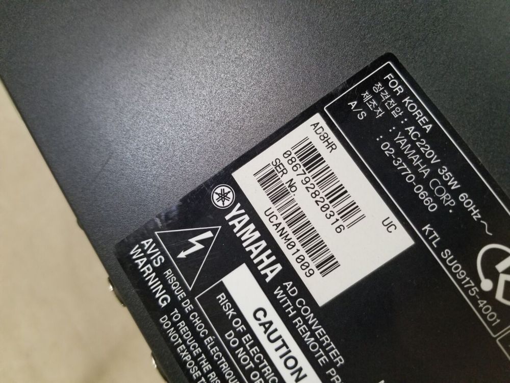 YAMAHA AD8HR convertor analog/digital preamplificator microfon
