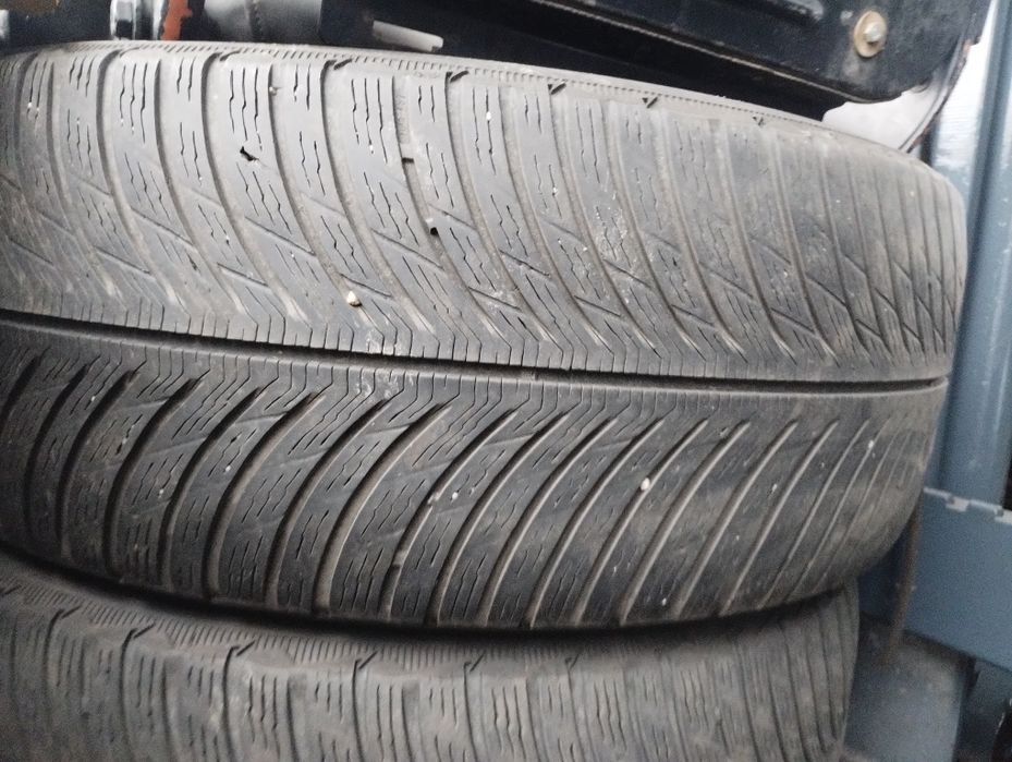 Anvelope iarna 245/45/R19