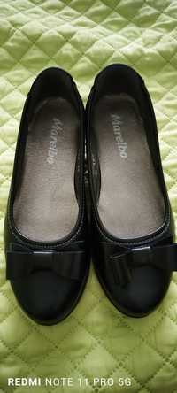 Pantofi fete, negri, marca Marelbo, piele naturala, marimea 35.