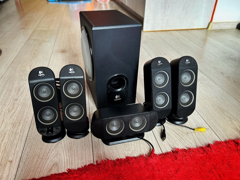 Logitech X530 5.1 озвучителна система в перфектно състояние