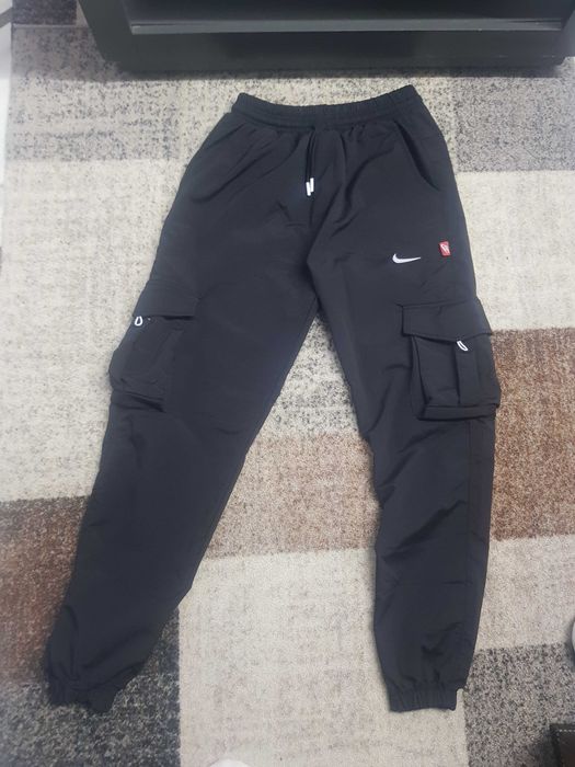 Нике карго панталон
