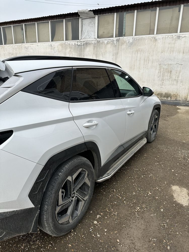 Hyundai Tucson sotiladi yili 2022 probegi 28000km