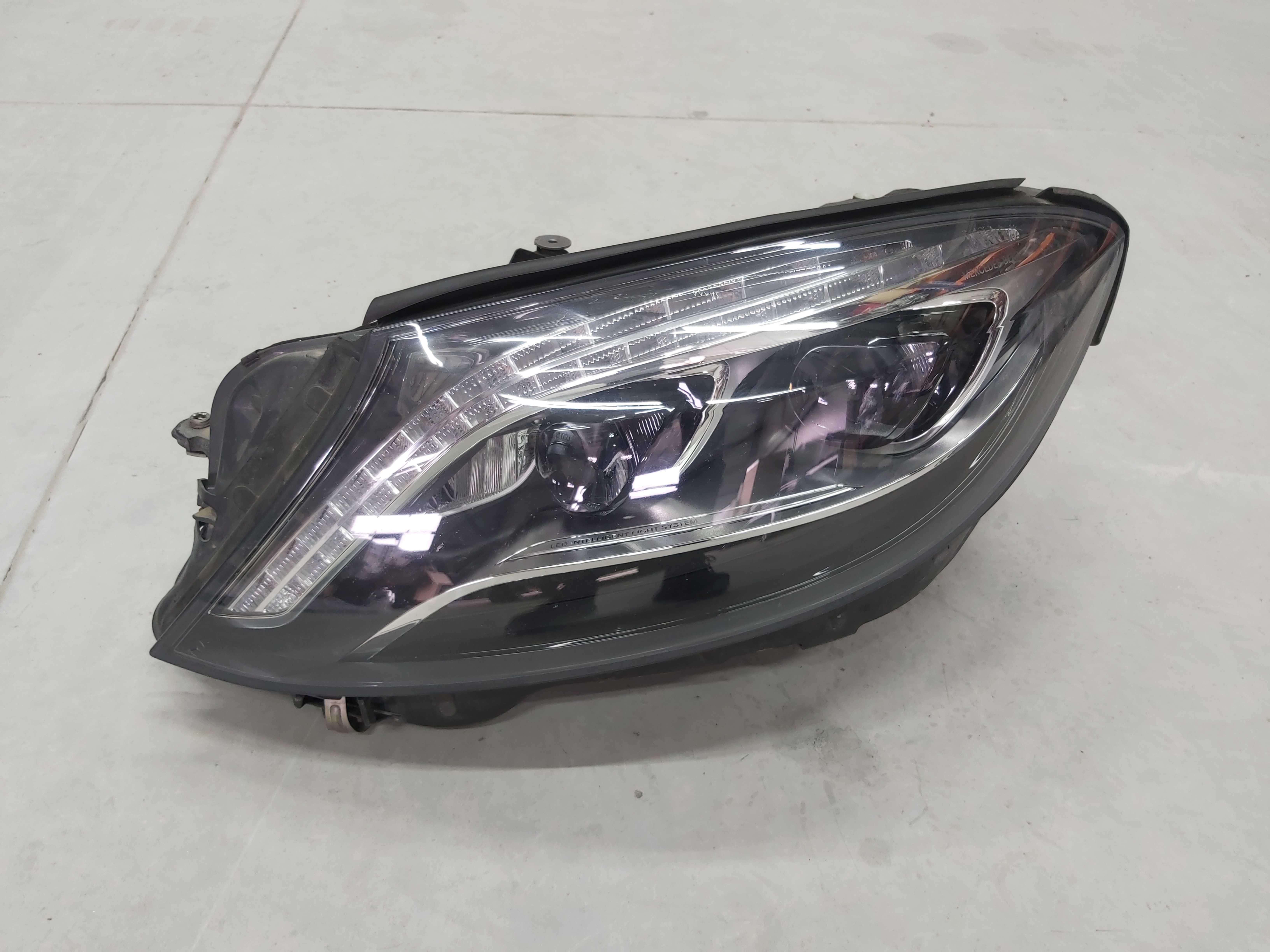 Фарове Led за Мерцедес S222 Mercedes S-класа W222