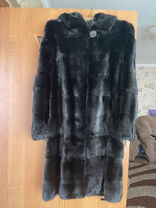 Продам норковую шубу