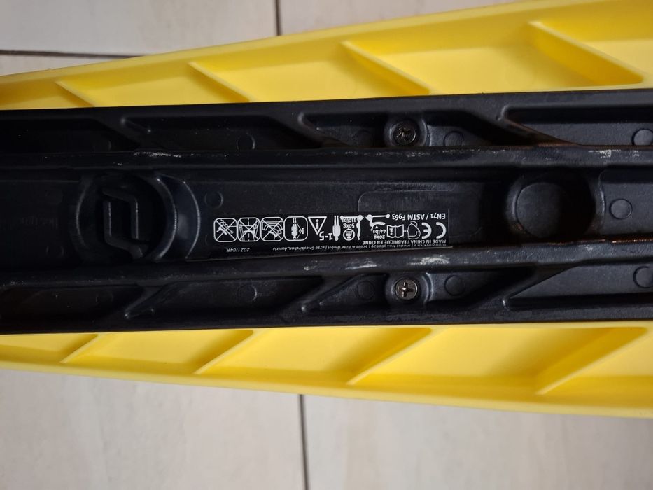 Trotineta 2 în 1, HighwayKick scoot and ride, nouă