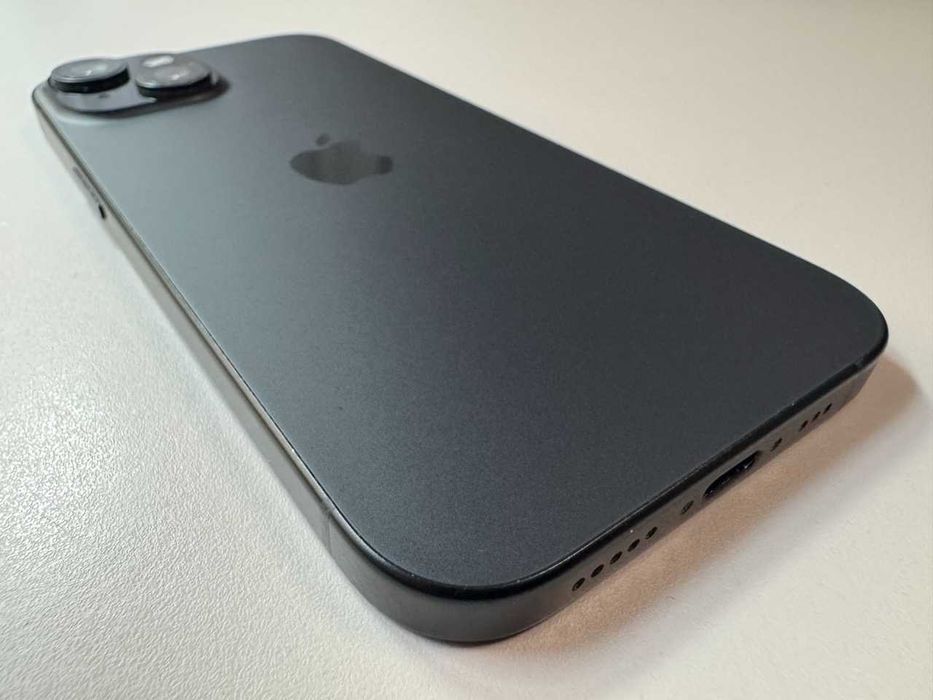  Apple / iPhone 15 128 Gb / Black