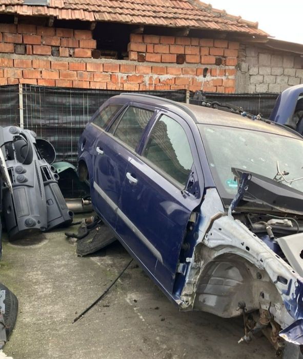 Vand usa usi astra h breck