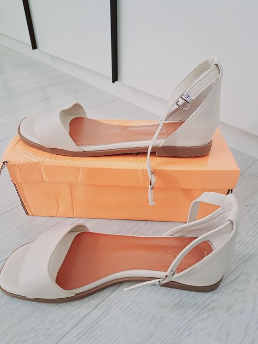 Аяқ киім танкетка