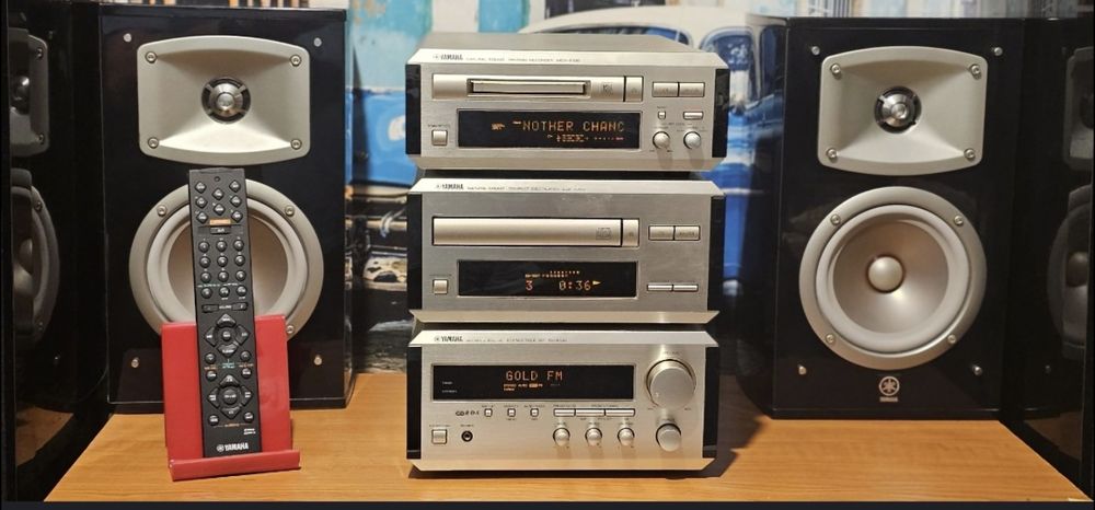 Amplituner receiver amplificator Yamaha RX E 100 sau minidisc sau cd