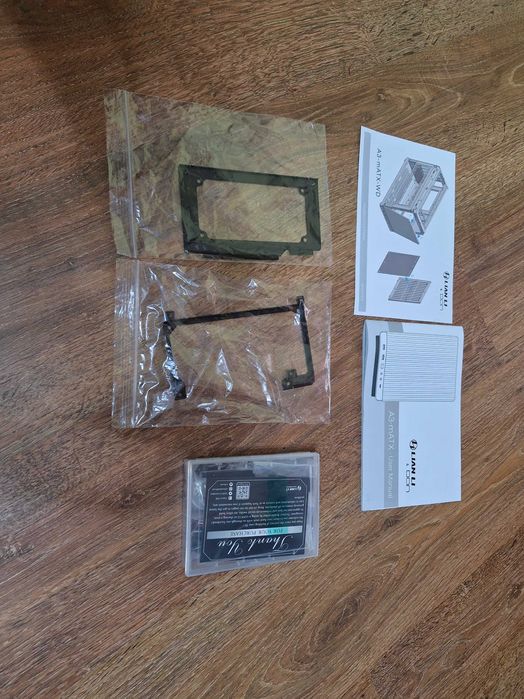 Carcasa Lian Li DAN A3 Wood edition Black, noua/nefolosita- REZERVATA