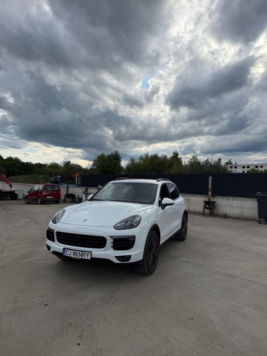 Poresche Cayenne 3.0d 262cp pachet GTS
