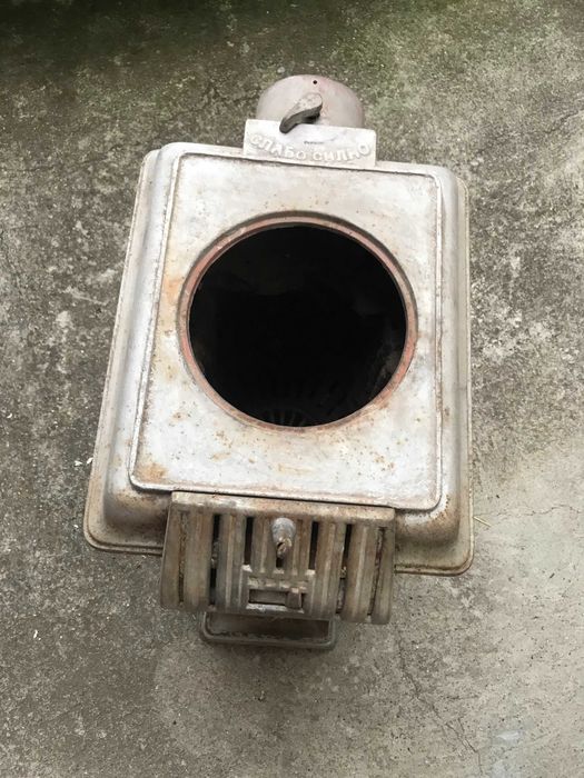 Винтидж печка на дърва и въглища Вулкань