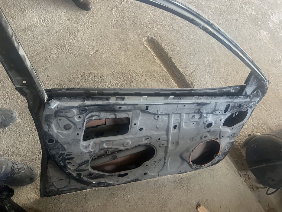 toyota camry 75 оргинал дверь крыло  водительский строна