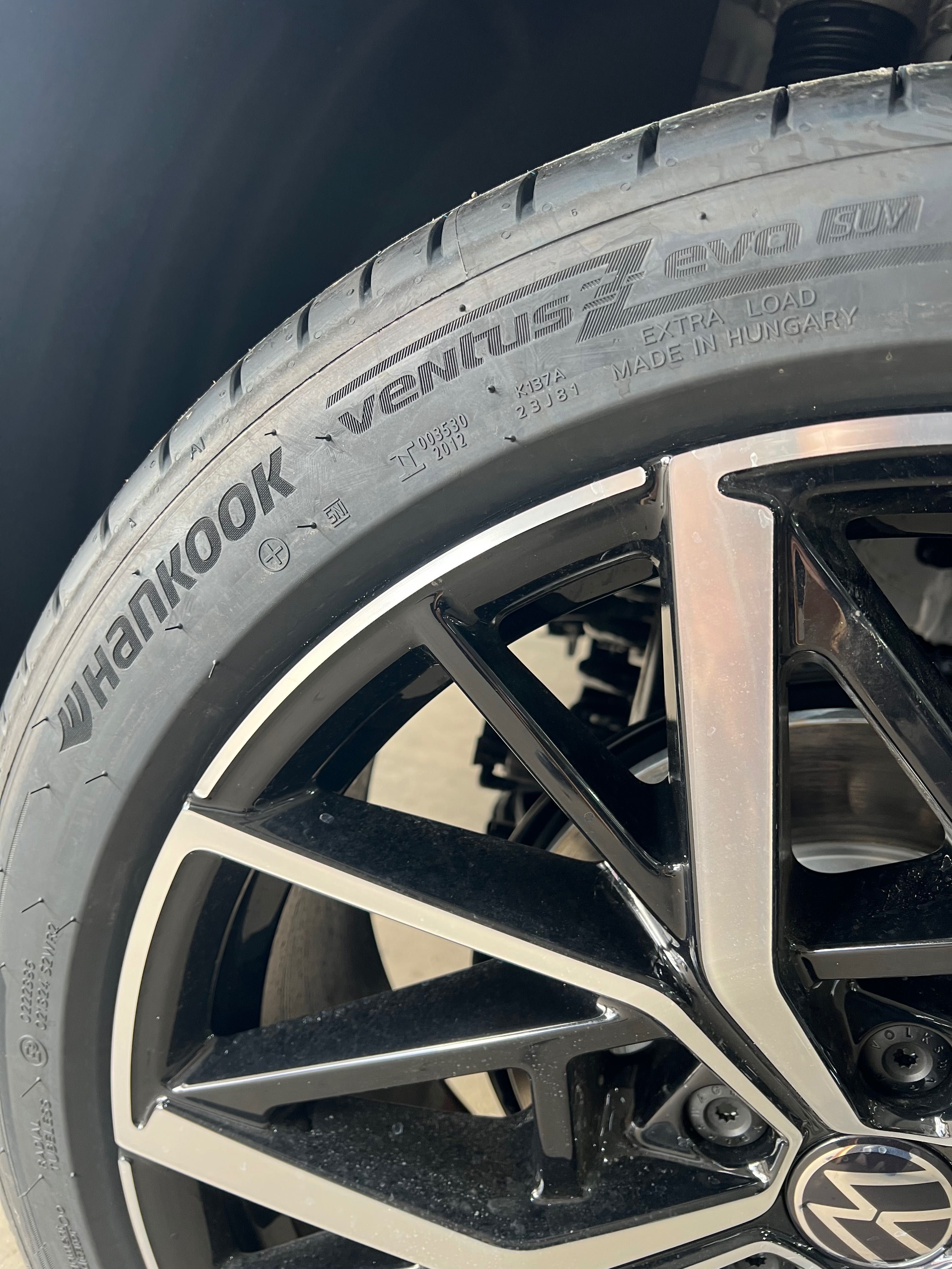 Летни  гуми нови  Hankook нови 235/45/20 EVO /новата шарка/