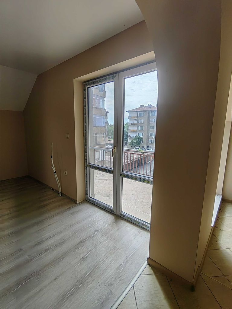 Продава се Къща в Видин, Александър Стамболийски - 580 кв.м за 449 €/кв.м - Снимка #15