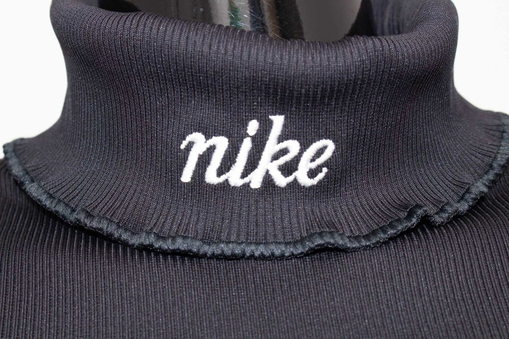 Nike оригинално дамско поло блуза рипсена материя черно S