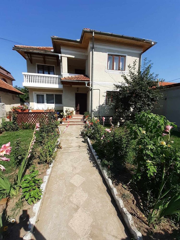 De vanzare casa in Strehaia