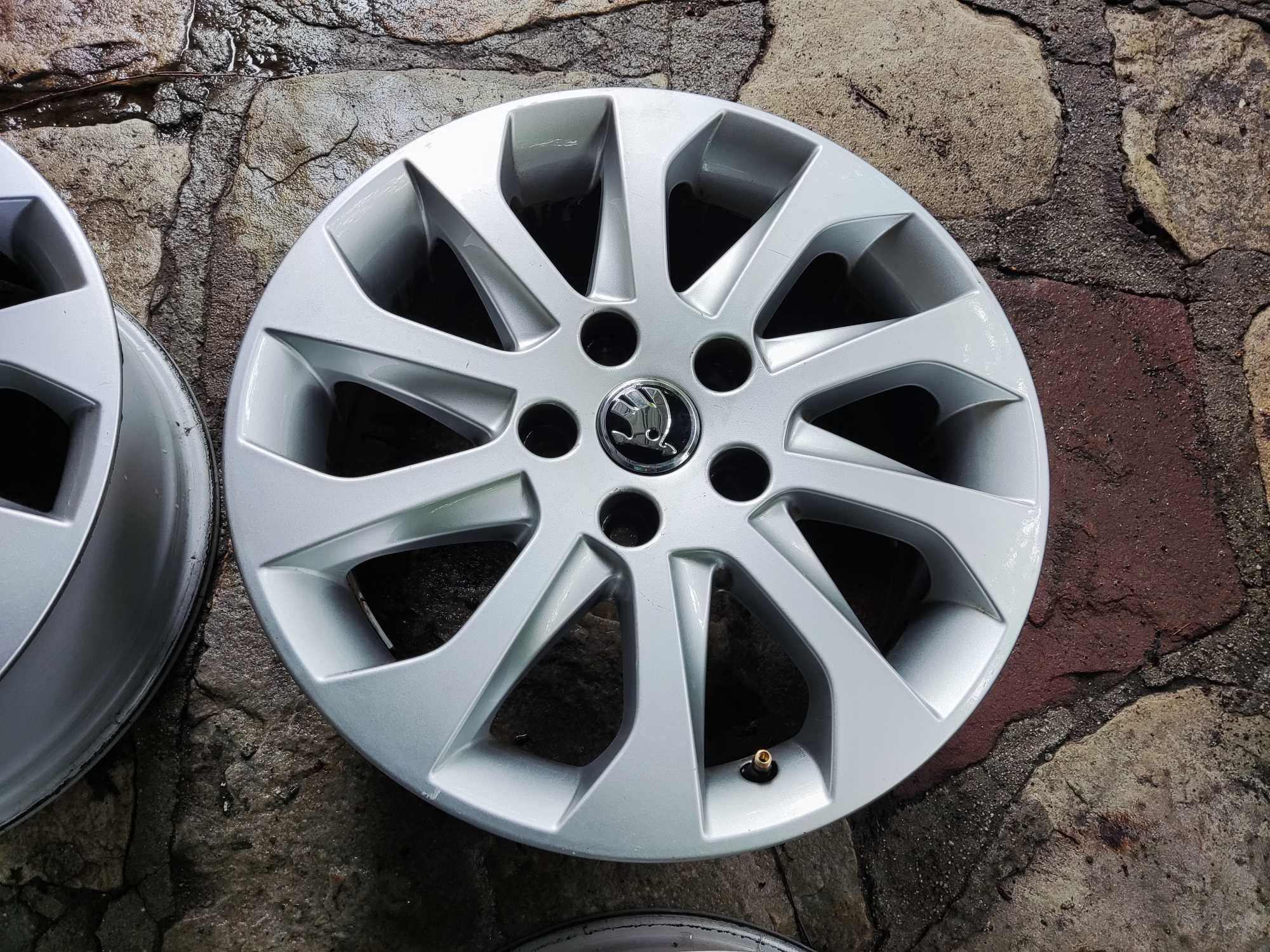 Skoda 5х112 - 16 цола оригинални лети джанти ET46 Шкода 5x112