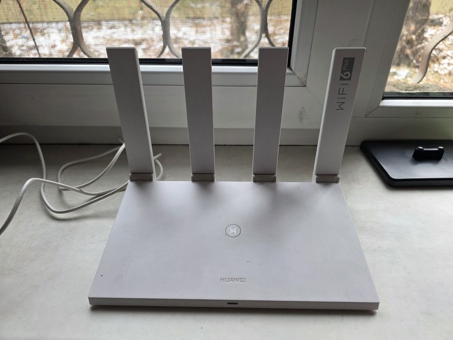 Продам роутер Huawei WIFI 6