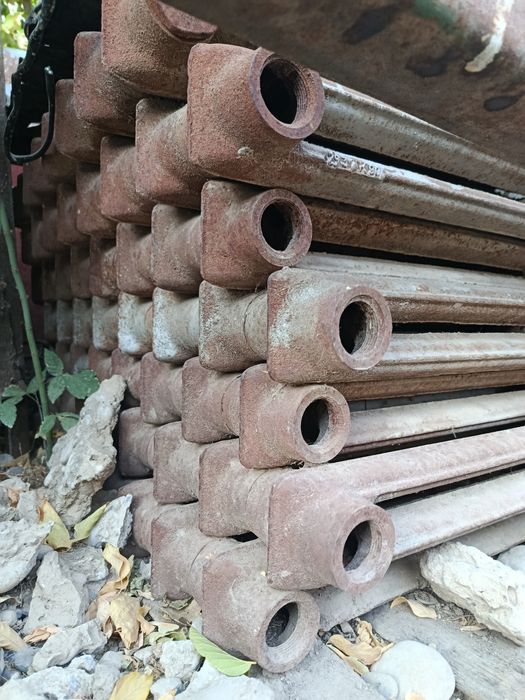 Батареи чугунные семи секционные