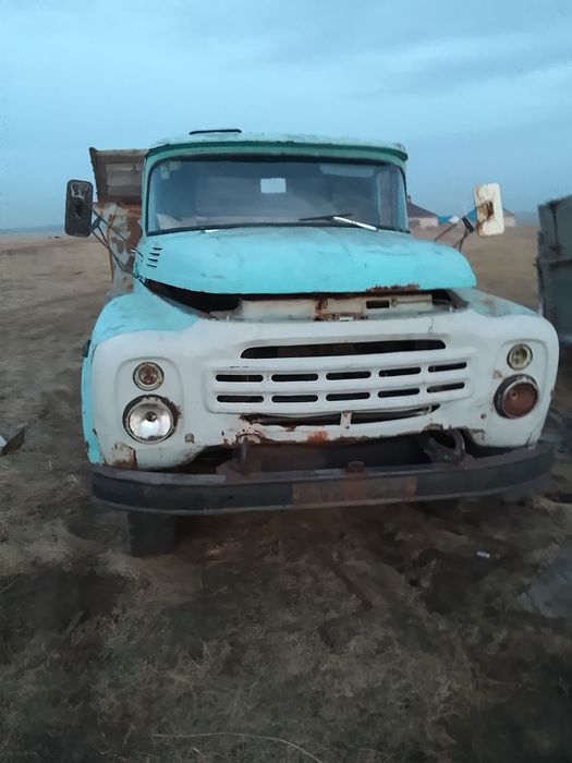 Продам ЗИЛ по запчастям!
