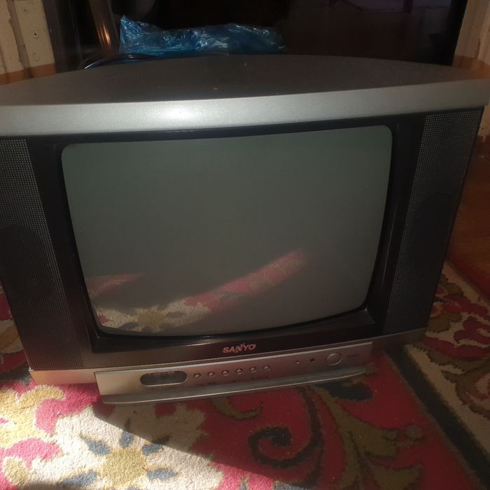 Продам телевизор