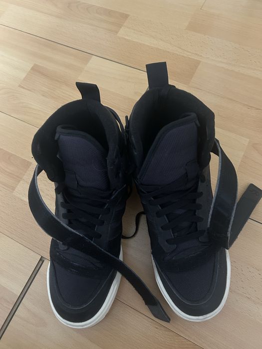 Adidas forum boot core black/core white gum