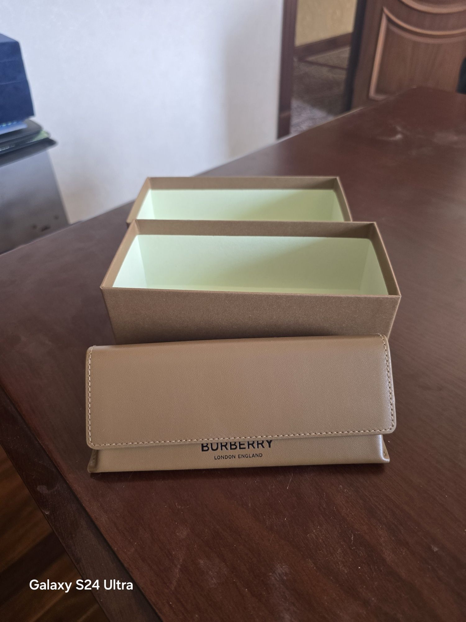 Очки Burberry  палладиевого металла с полуоправ