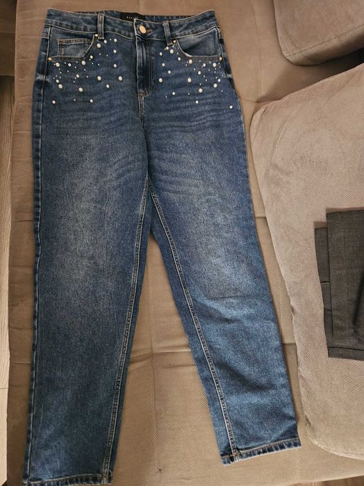 Дънки с перли Mohito