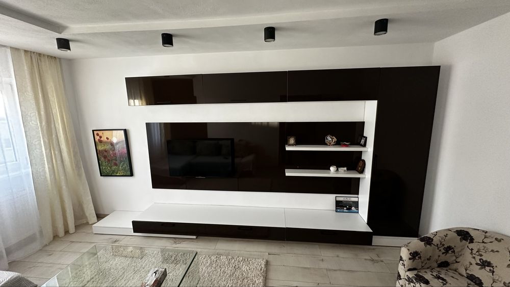 Inchiriez apartament Ramnicu Valcea 3 dormitoare.