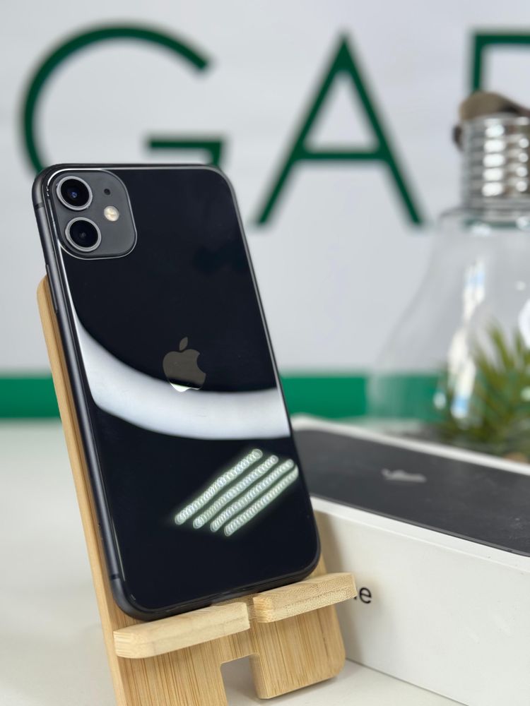 IPhone 11, 256ГБ, 81%