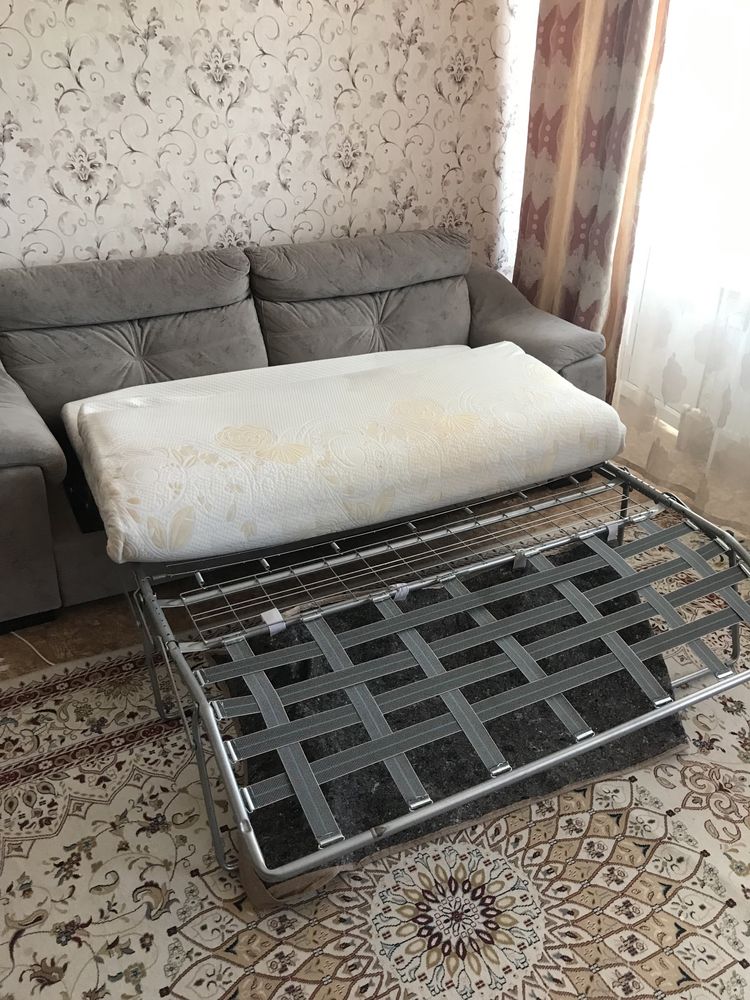 Белорусский диван с двумя креслами