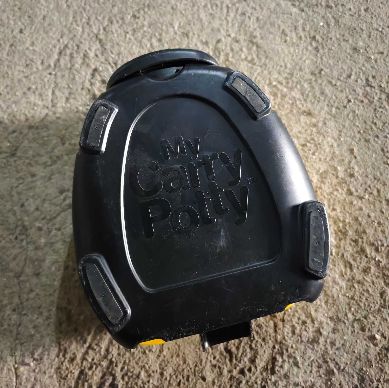 Продавам детско гърне My Carry Potty Пчела преносимо