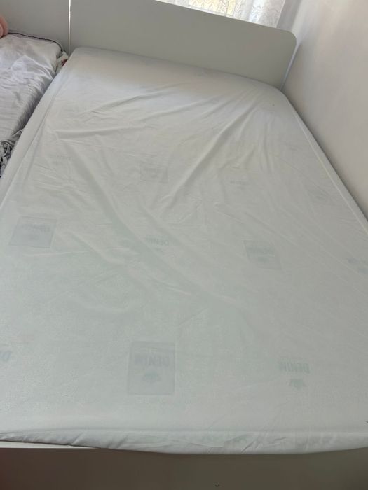 Кроват, Эльектроный плита,Ботинка кожа,Манеж