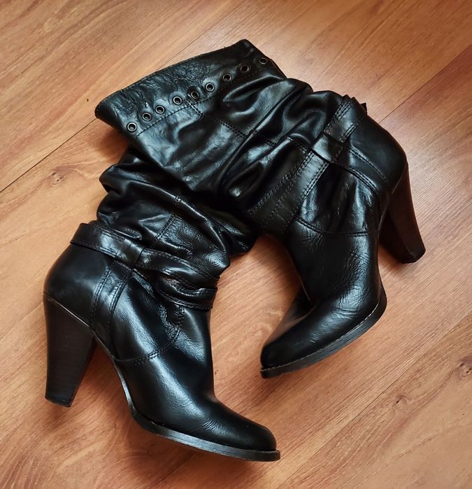 Cizme dama din piele, cu detalii