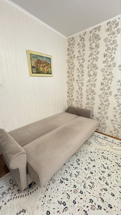 Продается диван в отличном состоянии
