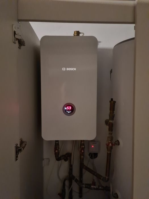 Centrala termica electrica Bosch Tronic 12 kw