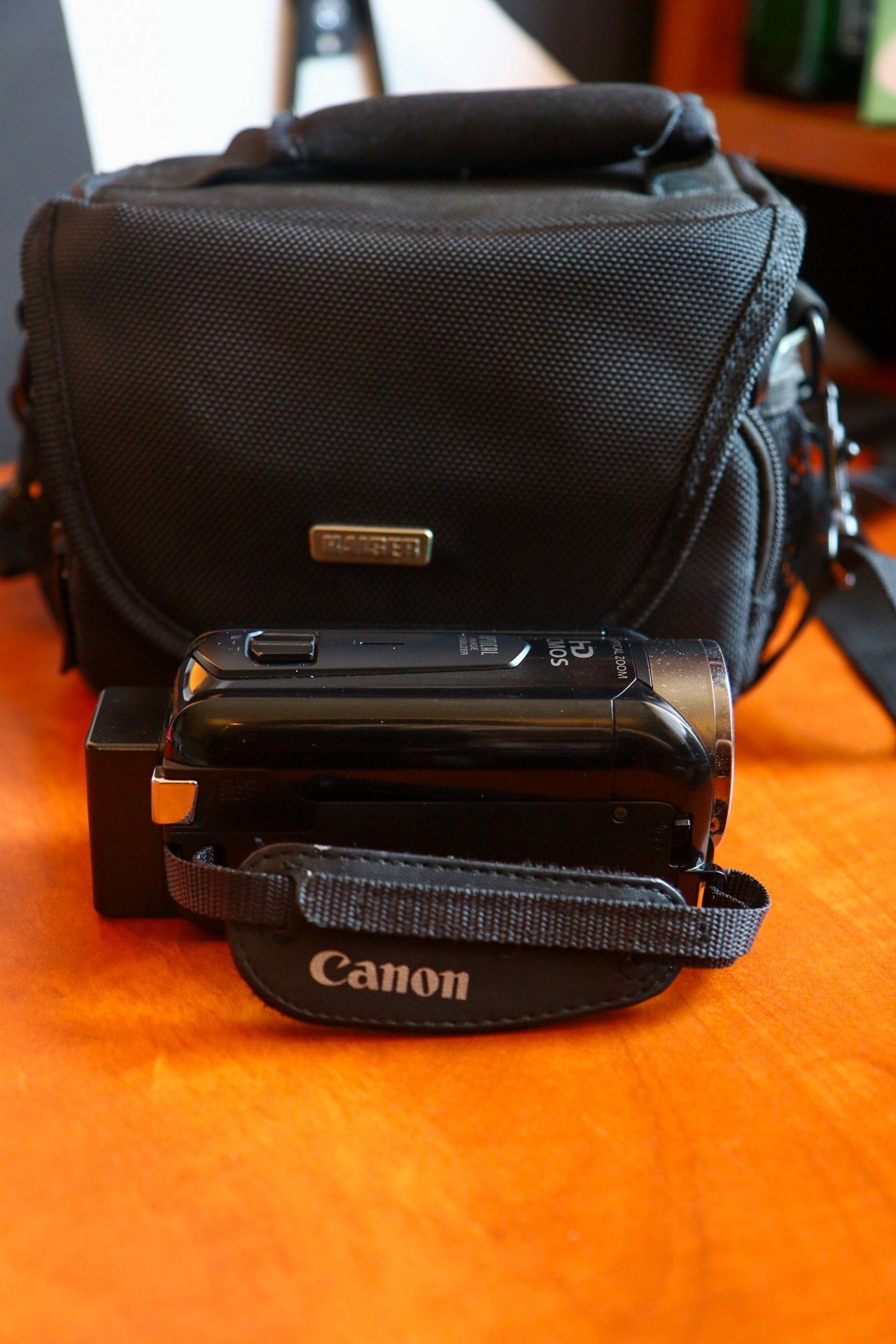 Canon Legria HF R502