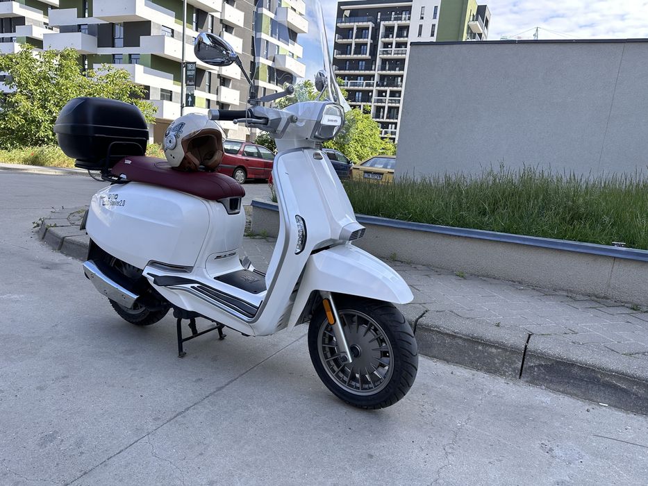 Lambretta V50 Special 2020