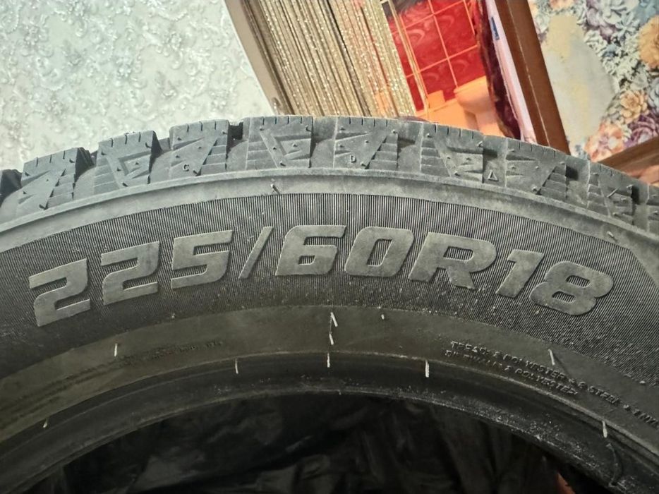 Продаются б/у покрышки зимние