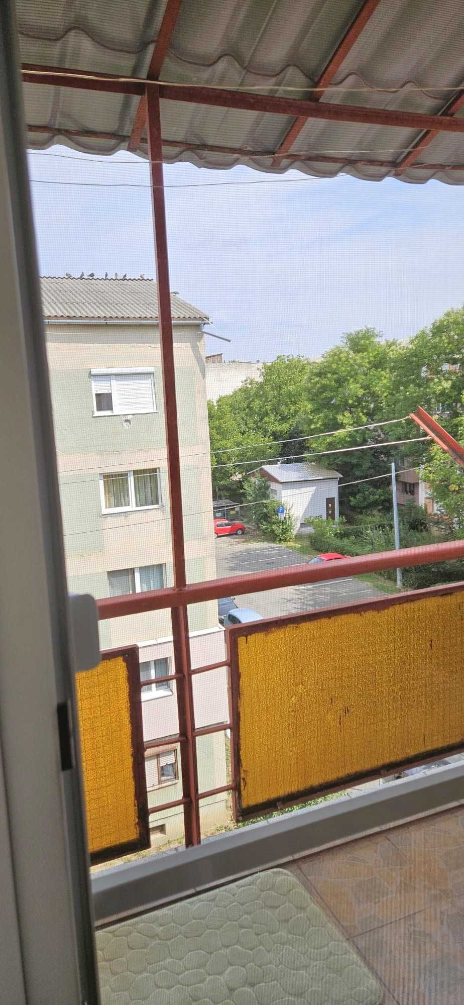 Apartament de vânzare – Satu Mare, Micro 16, 2 camere, 52 mp