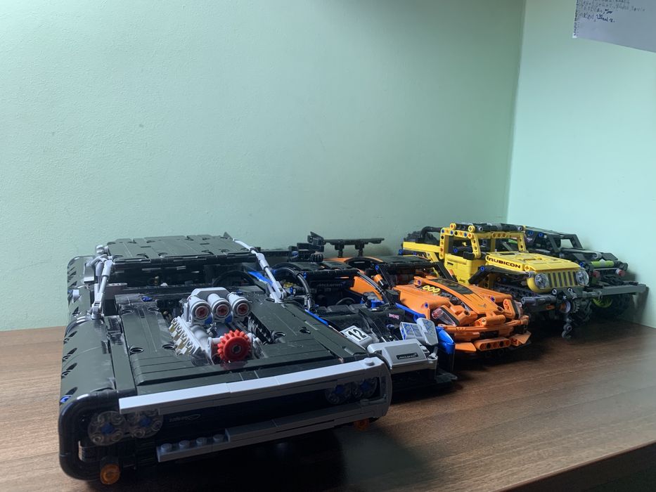 Masini Lego Technic (Doghe chargher, Jeep, Mclaren, Porsche..)