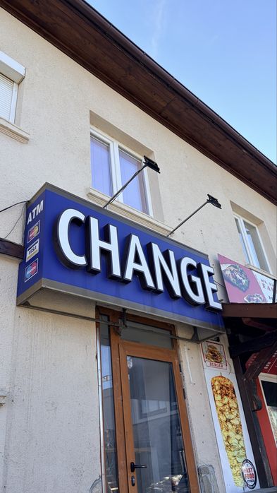 Светеща реклама за обменно бюро