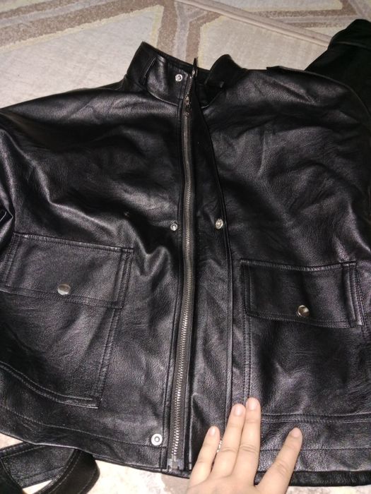 Живёт кожаная хорошая качественная