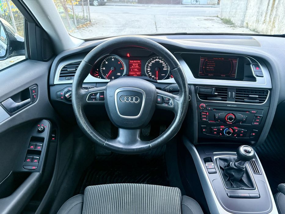 Audi A4 Berlină , 2.0 143CP, 210.000km an.2009 , carte RO facută